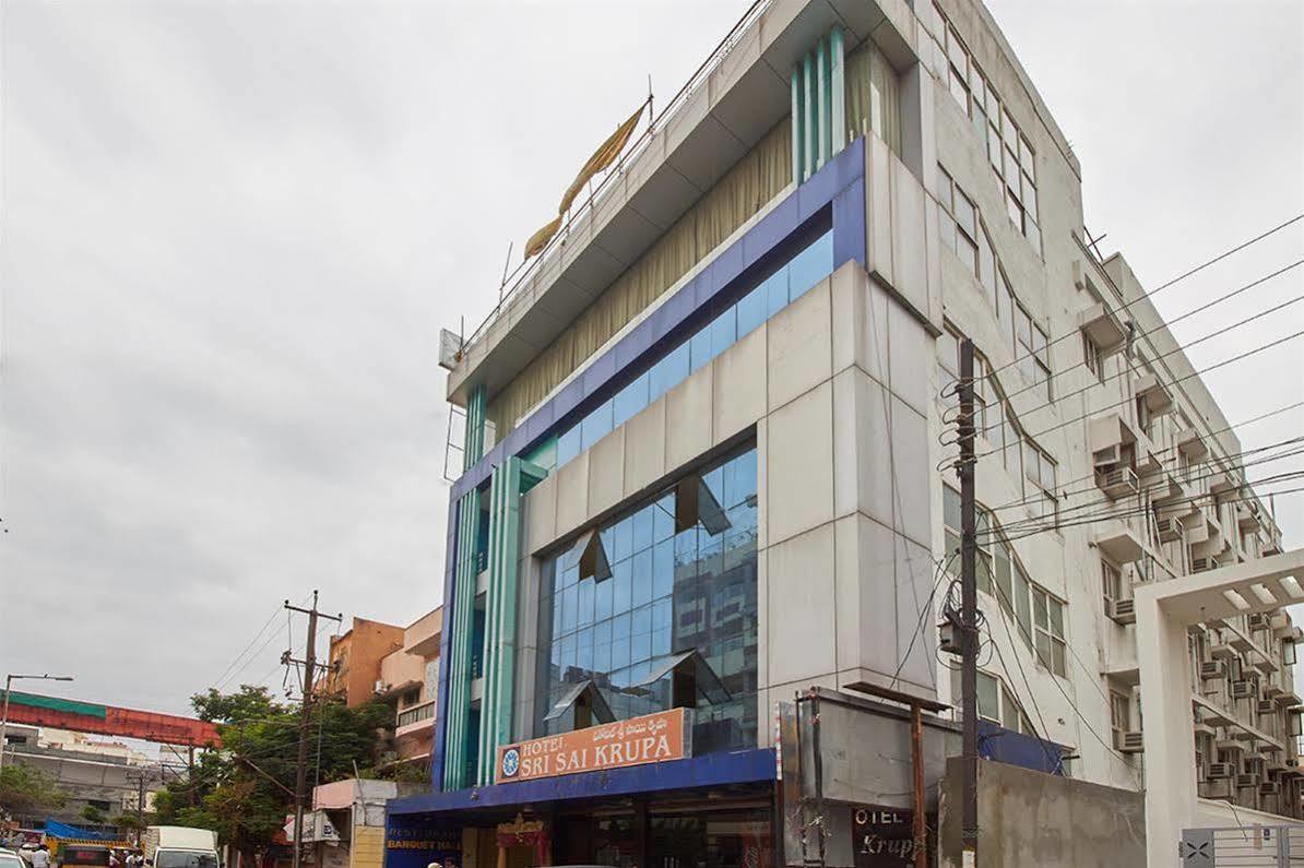 Hotel Sri Sai Krupa Hyderabad Exterior foto
